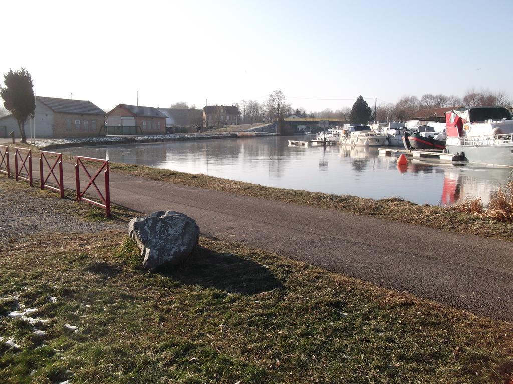 Gite Les Rosiers Traubach-le-Bas Exteriér fotografie